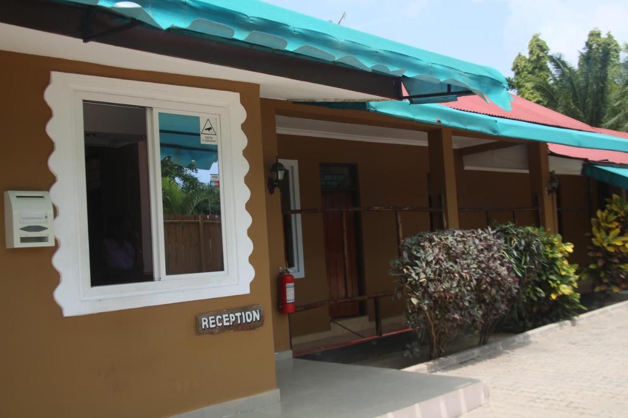 Kays Lodge Dar es Salaam Exterior photo