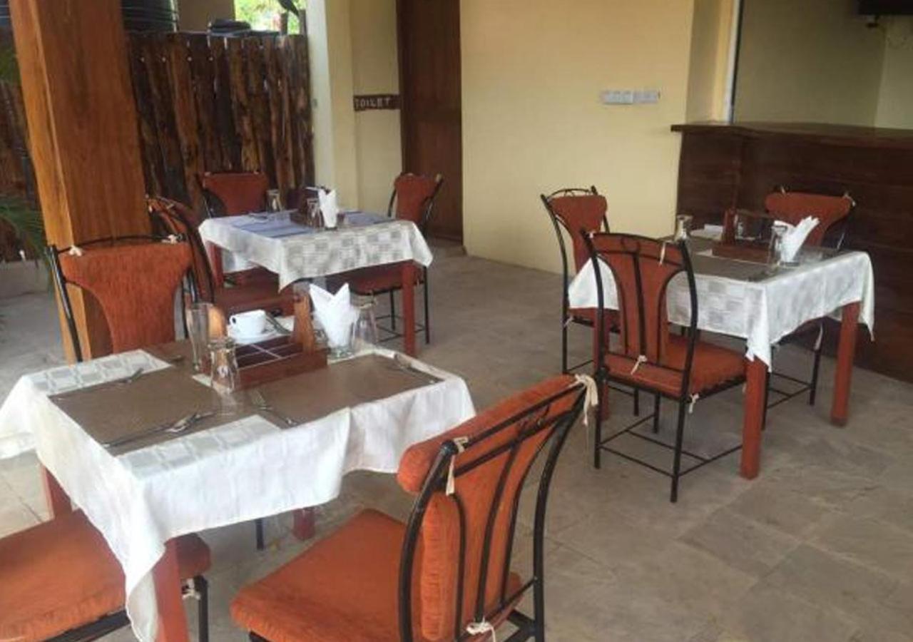 Kays Lodge Dar es Salaam Exterior photo