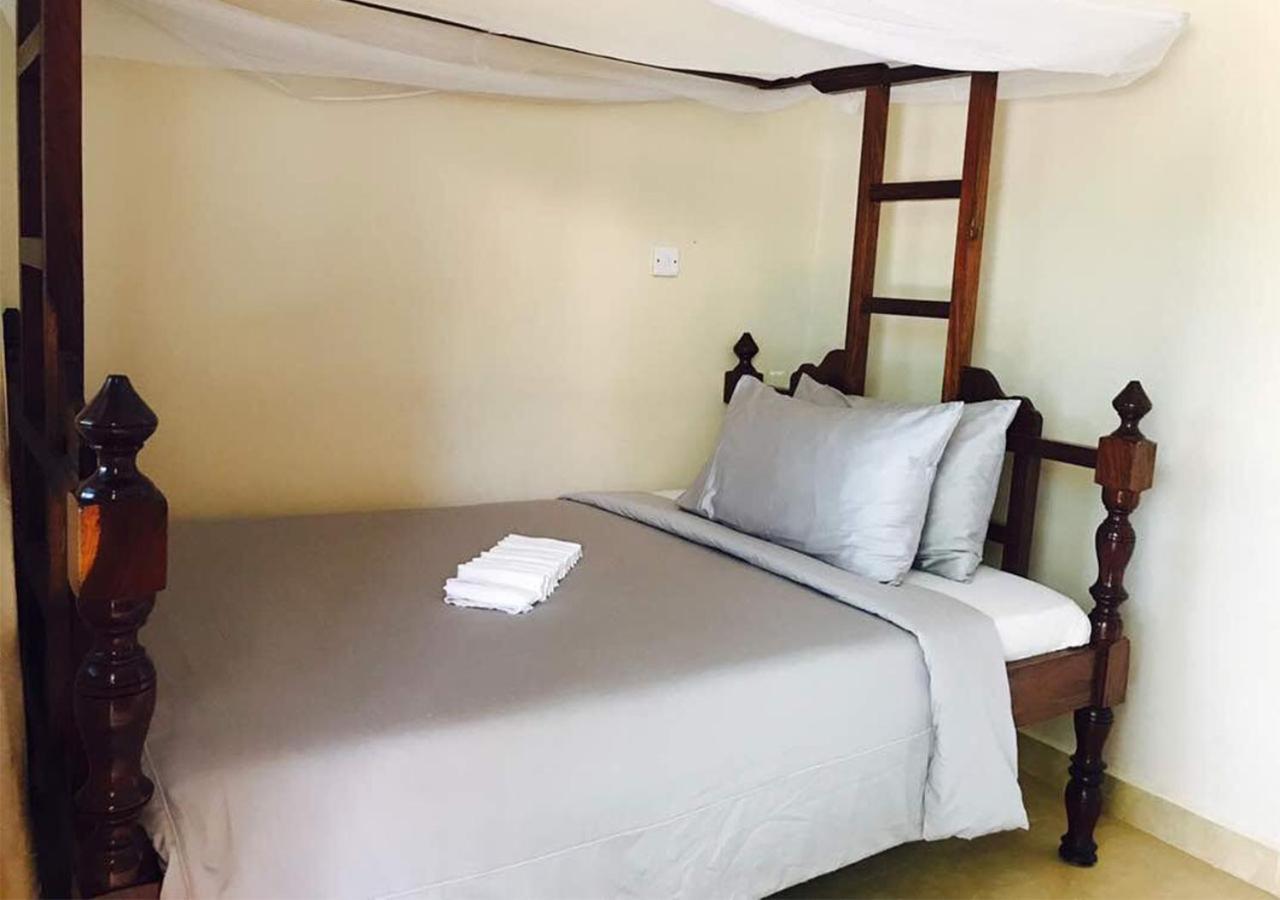 Kays Lodge Dar es Salaam Exterior photo